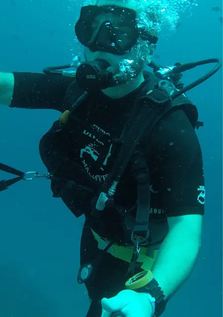 Alex из Вены, мне 39, познакомлюсь на одну ночь