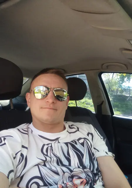 Petro из Червонограда, ищу на сайте знакомства на одну ночь