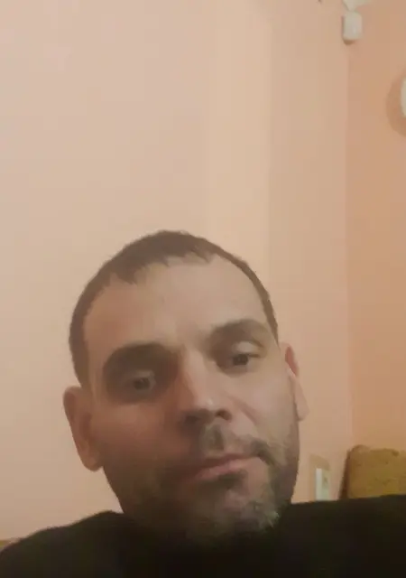 Я Ivan, 39, из Львова, ищу знакомства без обязательств