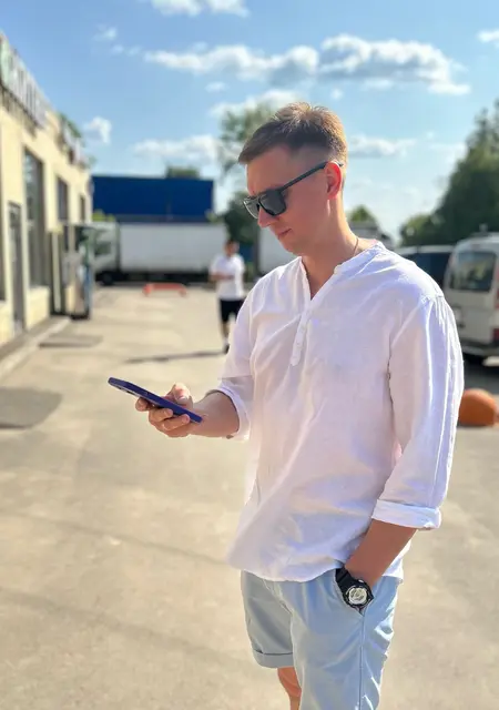 Stas из Манчестера, ищу на сайте знакомства на одну ночь