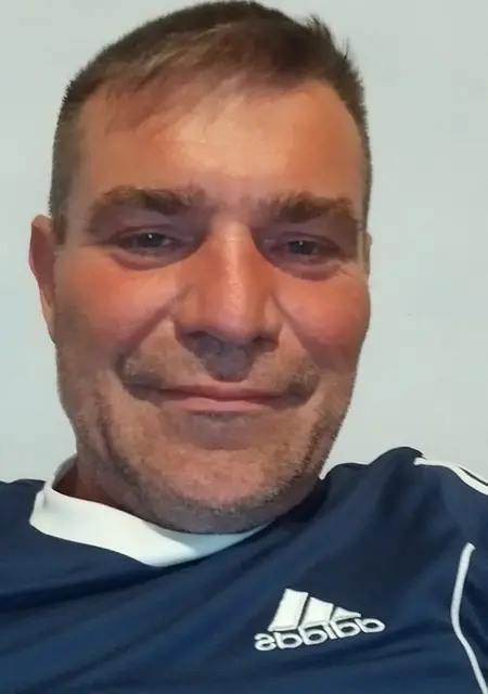 Я Василий, 48, знакомлюсь для приятного времяпровождения в Кишинёве