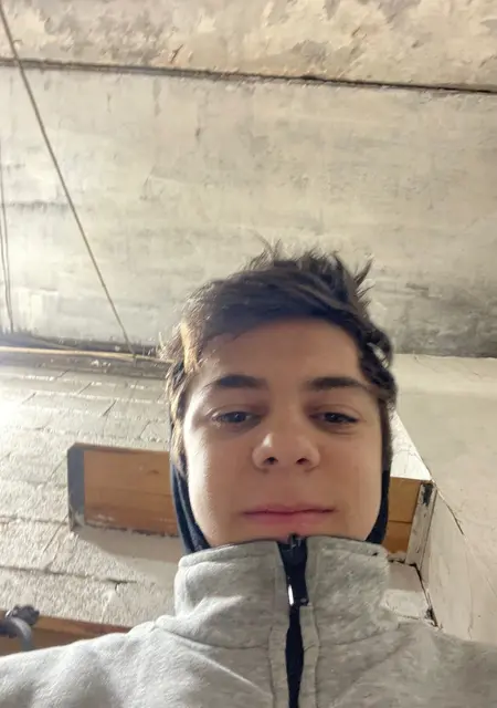 Рамазан из Парижа, мне 18, познакомлюсь на одну ночь