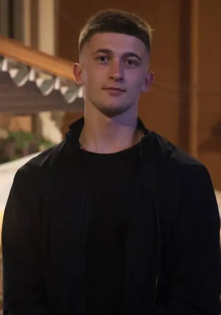 Сергій з Львова, мені 20 років, познайомлюсь на одну ніч