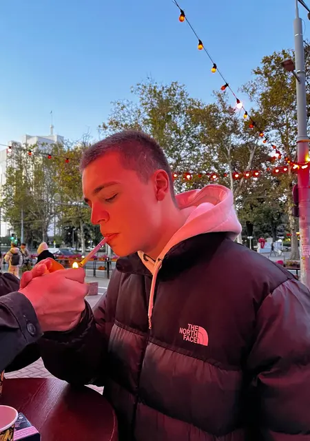 Я Vania, 21, из Тирасполя, ищу знакомство для приятного времяпровождения