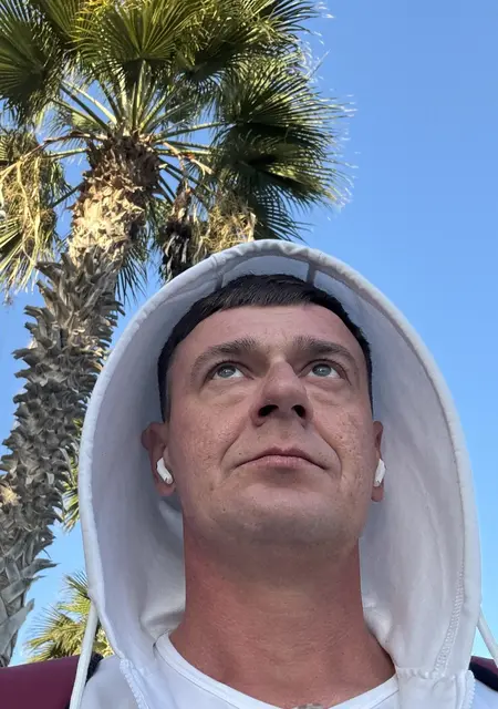 Я Игорь, 36, знакомлюсь на одну ночь в Каире