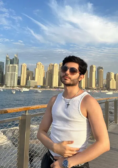 Fariz из Ташкента, мне 28, познакомлюсь для вирта