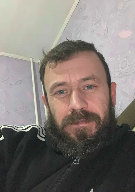 Олексій из Ровно, мне 42, познакомлюсь на одну ночь