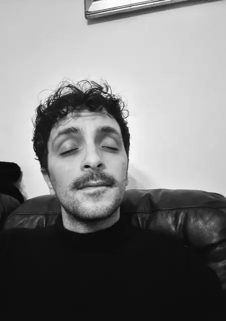 Matteo из Анконы, мне 30, познакомлюсь для приятного времяпровождения