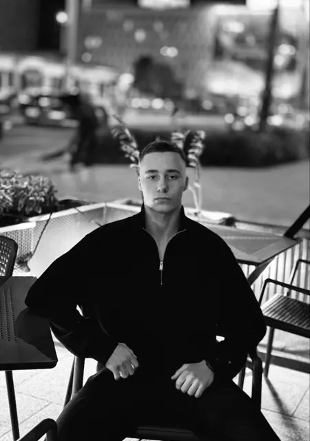 Sasha из Варшавы, ищу на сайте знакомства без обязательств