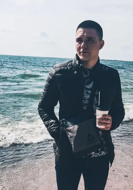 Олександр з Покровське, шукаю на сайті знайомства на одну ніч