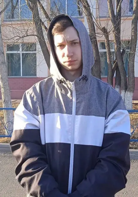 Илья из Астаны, ищу на сайте общение