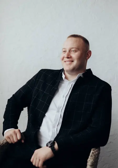 Я Руслан, 27, знакомлюсь без обязательств в Сарнах