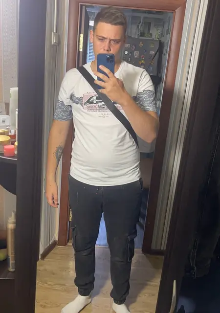 Я Anatoli, 20, знакомлюсь для дружбы в Вильянди