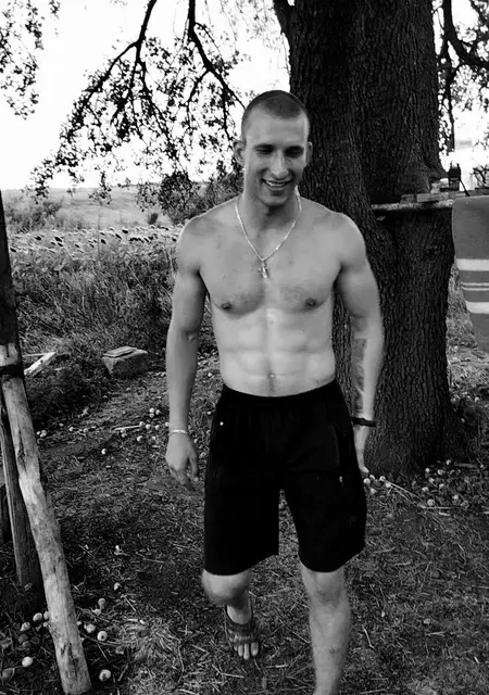 Я Albert, 28 років, знайомлюсь на одну ніч у Запоріжжі