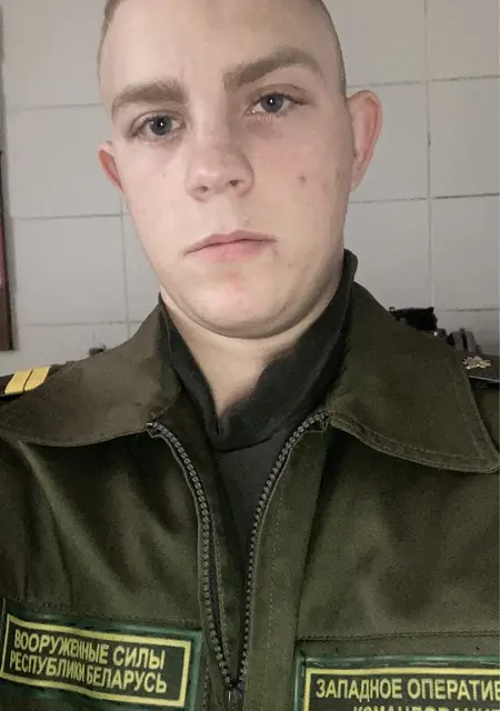Артем из Гомеля, мне 19, познакомлюсь для постоянных отношений