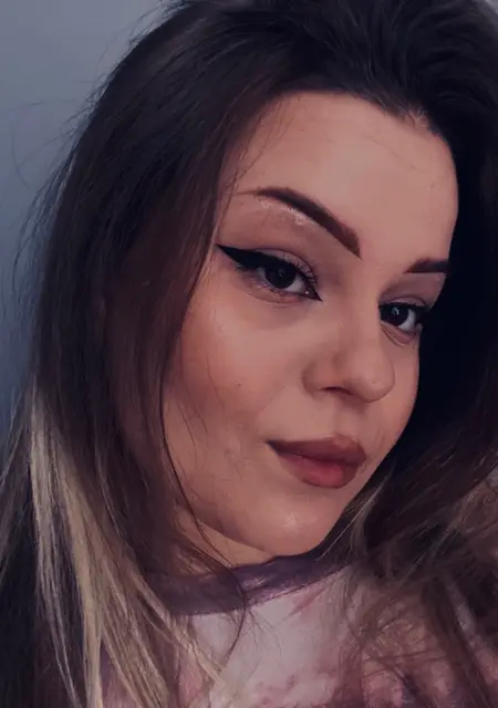 Valeria из Днепра, ищу на сайте дружбу