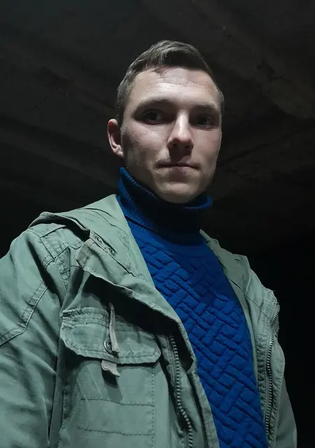 Александр из Славянска, ищу на сайте знакомства без обязательств