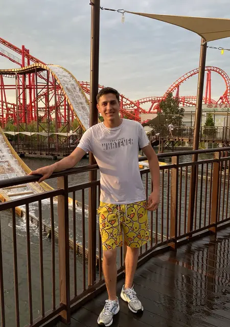 Силуан из Варшавы, мне 18, познакомлюсь на одну ночь