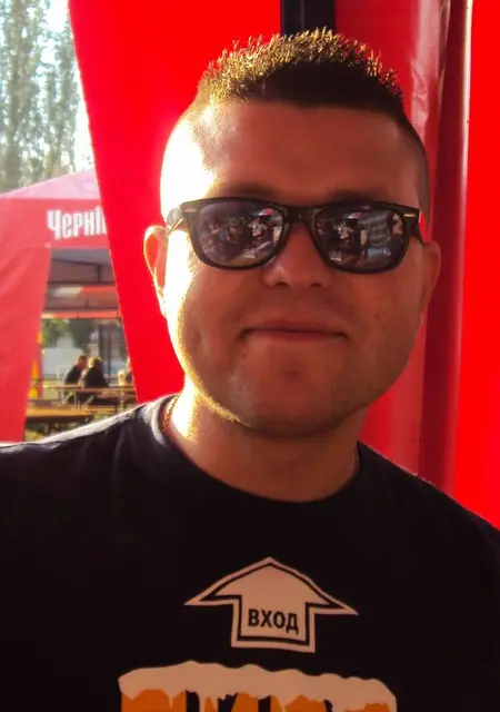 Я Андрей, 37, знакомлюсь для открытые отношения в Ковеле