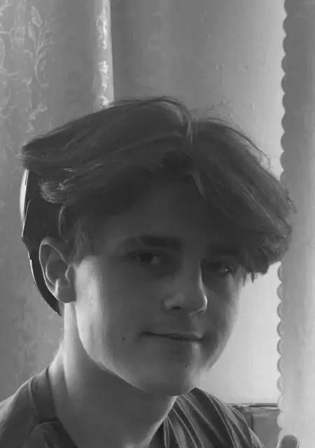 Саша из Винницы, мне 19, познакомлюсь на одну ночь