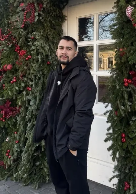 Lux из Лондона, ищу на сайте знакомства без обязательств