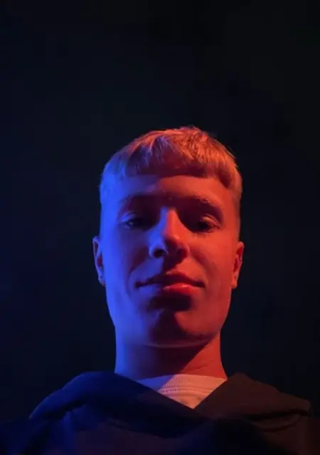 Char from Hull, 26 years old, ready to meet for one-night stand