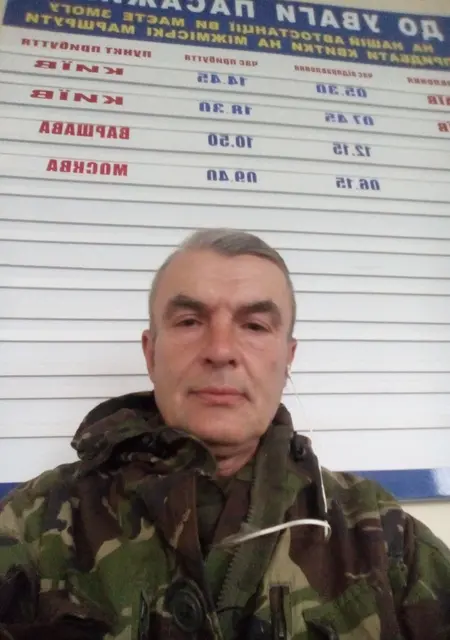 Я Oleg, 53 років, знайомлюсь без зобов'язань у Миколаєві