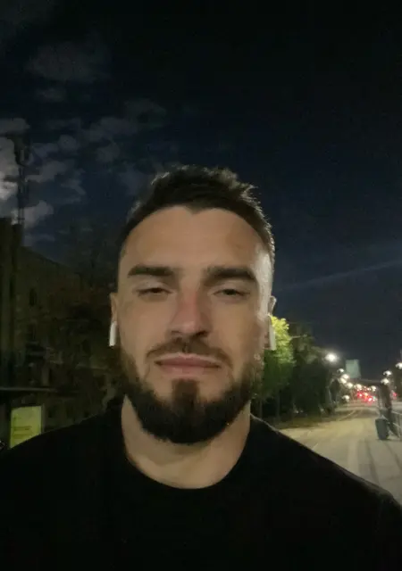 Serhii из Киева, мне 30, познакомлюсь на одну ночь