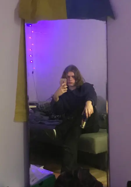 Alex из Ровно, ищу на сайте знакомства на одну ночь