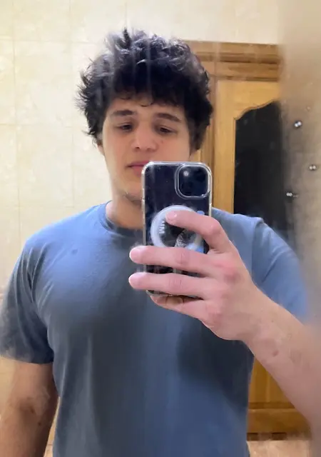 Шамиль из Луганска, ищу на сайте знакомства на одну ночь