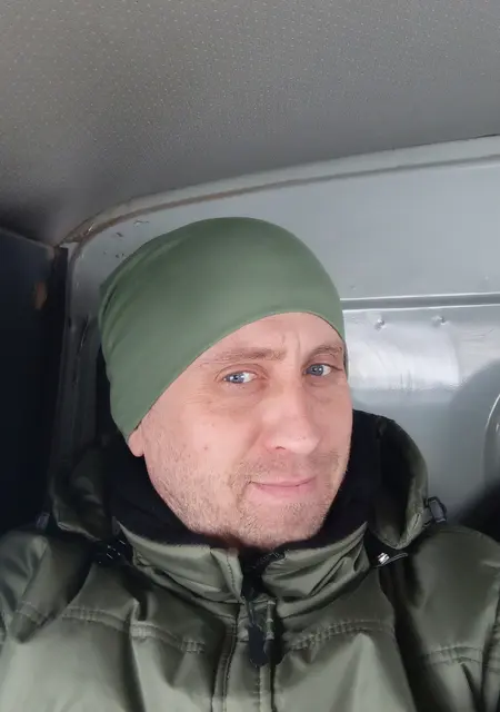 Виктор из Мелитополя, ищу на сайте знакомства на одну ночь
