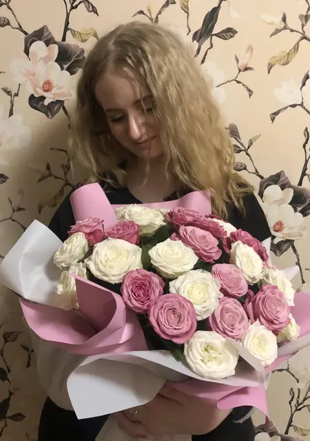 Я Снежка, 20, из Конотопа, ищу знакомства без обязательств