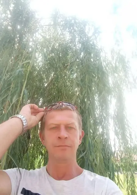 Andrzej из Варшавы, мне 42, познакомлюсь