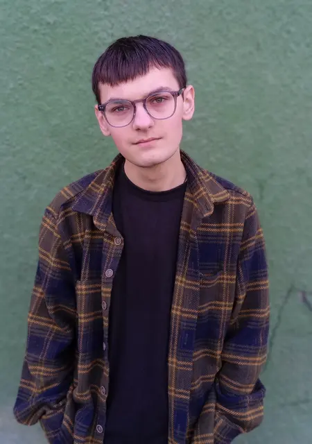 Я Виталий Гач, 19, знакомлюсь на одну ночь в Одессе