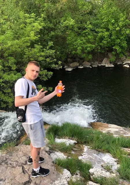 Artem из Кропивницкого, ищу на сайте приятное времяпровождение