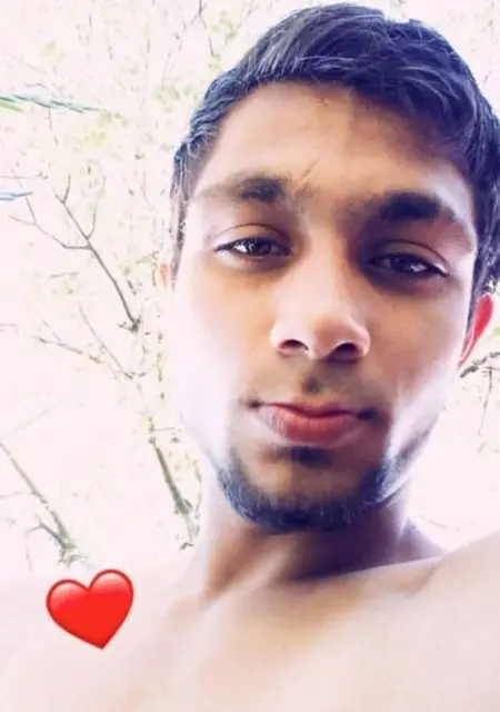 Kemal из Праги, мне 25, познакомлюсь