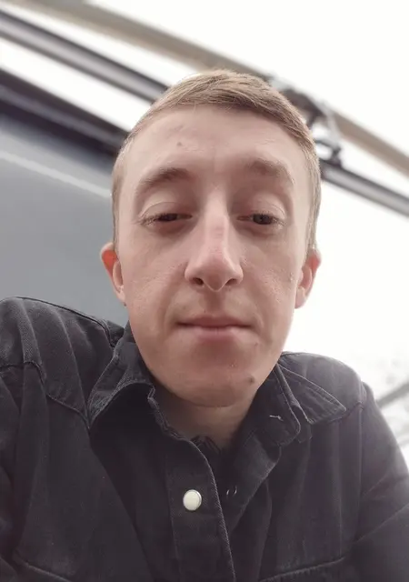 Alx из Черкасс, мне 28, познакомлюсь для приятного времяпровождения