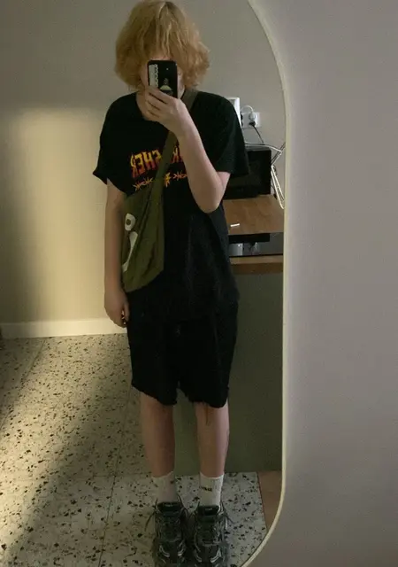 Я Perk, 18, из Кракова, ищу знакомства на одну ночь