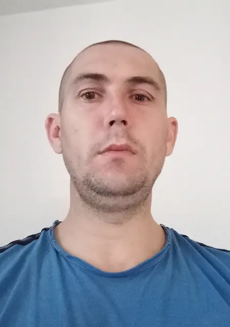 Aleksandr з Херсона, шукаю на сайті постійні стосунки