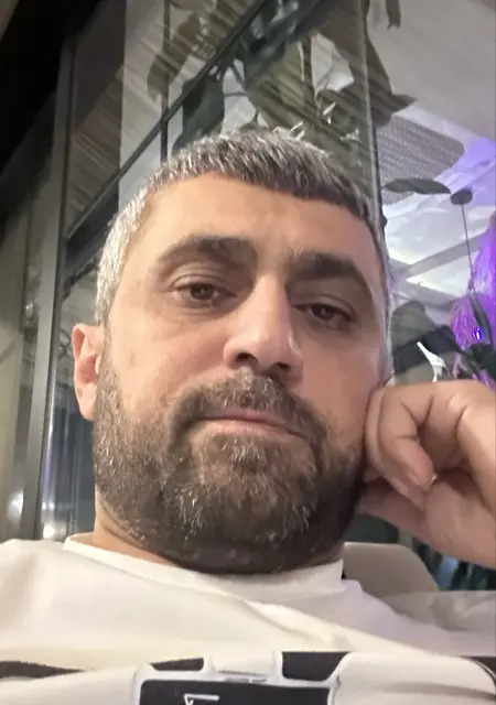 Арт из Еревана, ищу на сайте знакомства без обязательств