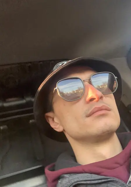 Nikolas з Чернівців, мені 34 років, познайомлюсь на одну ніч