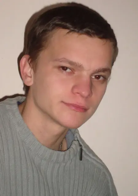 Дима з Херсона, шукаю на сайті знайомства без зобов'язань