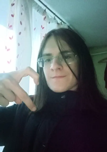 Я Рафаэль, 21, знакомлюсь на одну ночь в Днепре