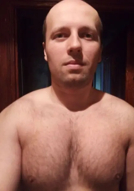 Евгений з Кременчука, мені 32 років, познайомлюсь