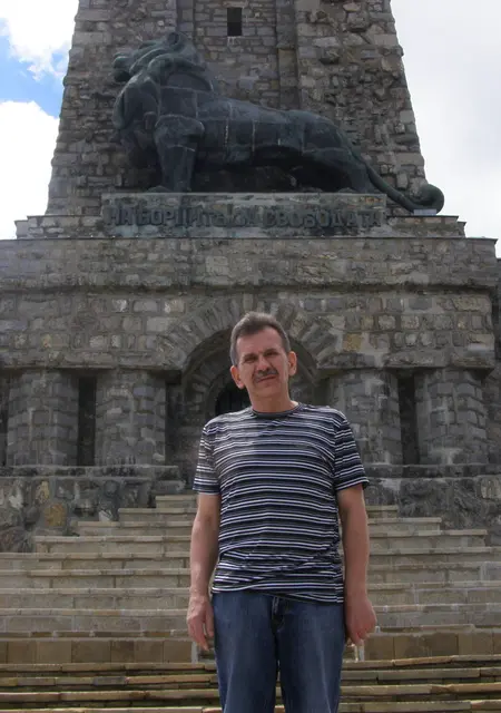 Я Гена, 62, из Холон, ищу знакомство для приятного времяпровождения