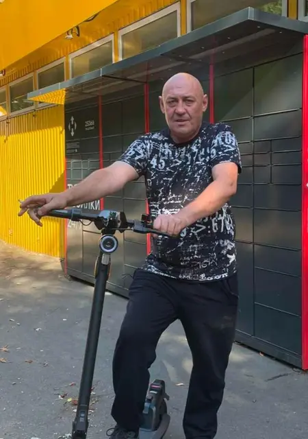 Руслан з Краматорська, шукаю на сайті приємне проведення часу