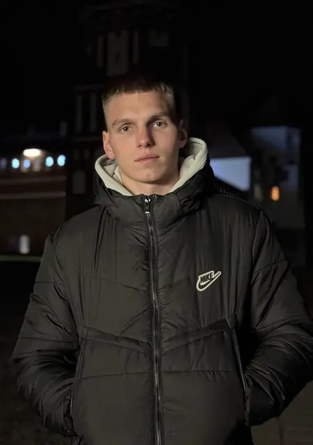 Я Евгений, 21, из Гродно, ищу знакомство для общения