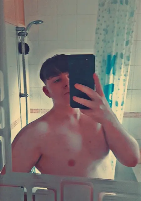 I'm Dylan, 20 from Stockport, seeking connections for virtual conversation