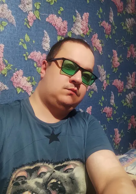 Я Михаил, 34, знакомлюсь для открытые отношения в Витебске