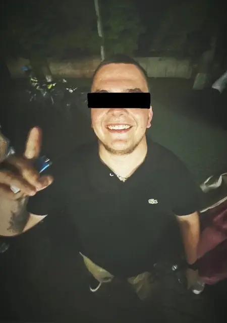 Валентин из Ивано-Франковска, мне 21, познакомлюсь для общения